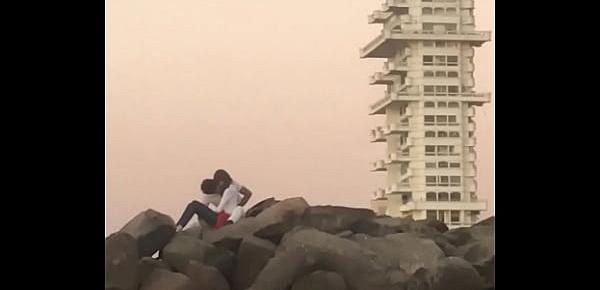  Mumbai lover kissing in public place 1